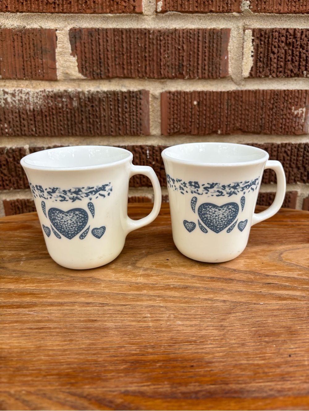 Corning Corelle Blue Hearts Vintage Coffee Cups Mugs USA Made Set of 2 8oz